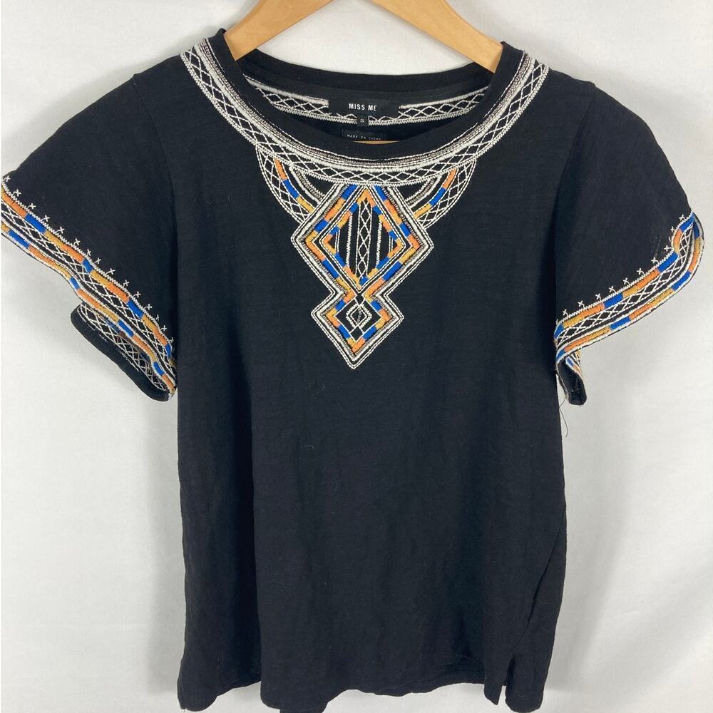 Miss Me Embroidered Beaded Ruffle Short Sleeve Tshirt Size Small